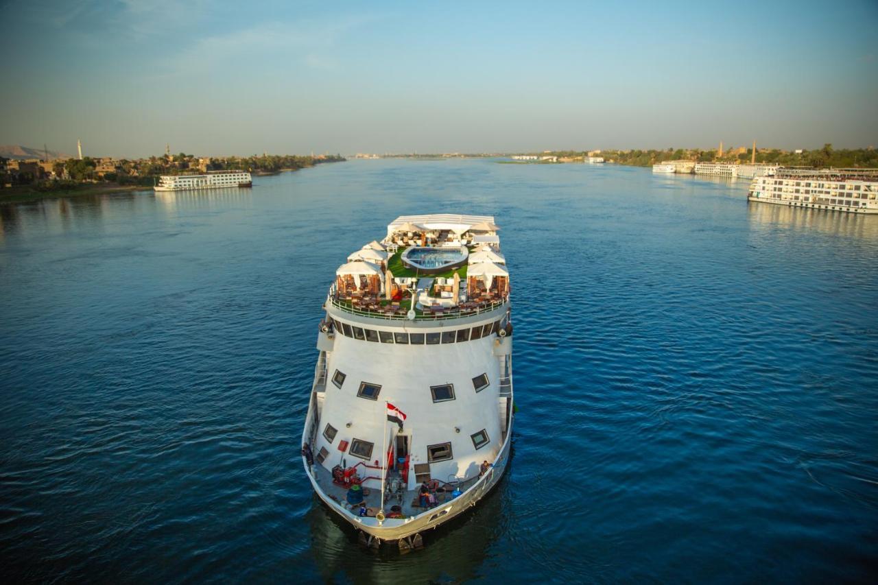 Champollion II 5 Stars Nile Cruise Hotel Luxor Exterior photo
