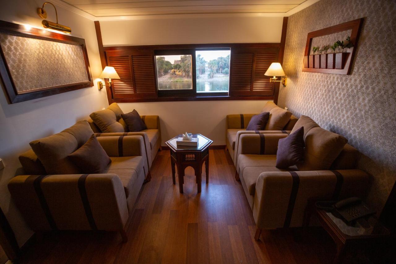 Champollion II 5 Stars Nile Cruise Hotel Luxor Exterior photo