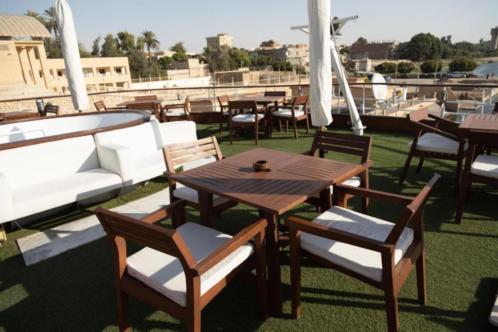 Champollion II 5 Stars Nile Cruise Hotel Luxor Exterior photo