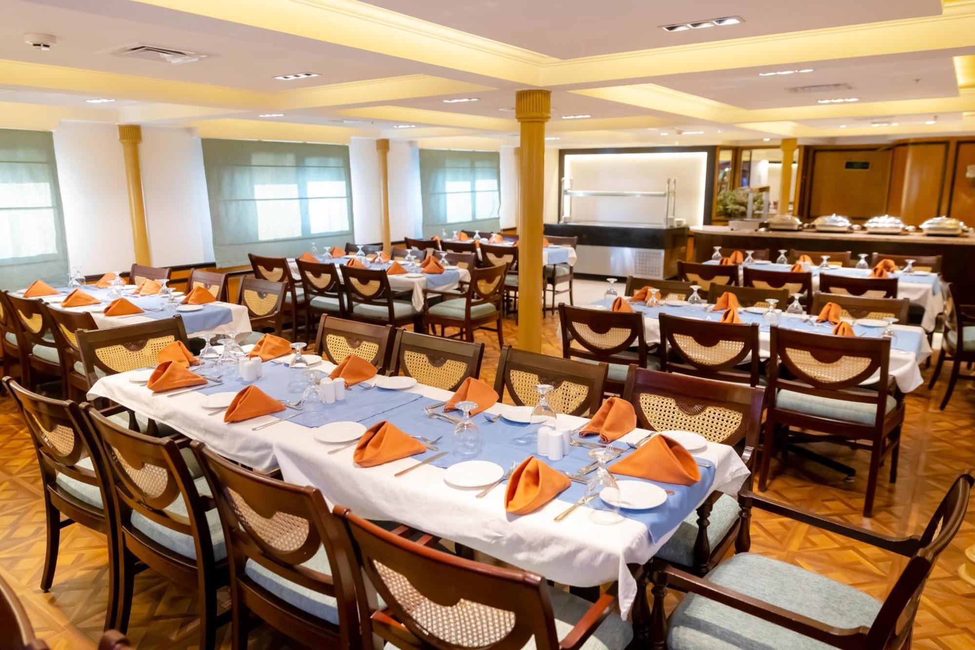 Champollion II 5 Stars Nile Cruise Hotel Luxor Exterior photo