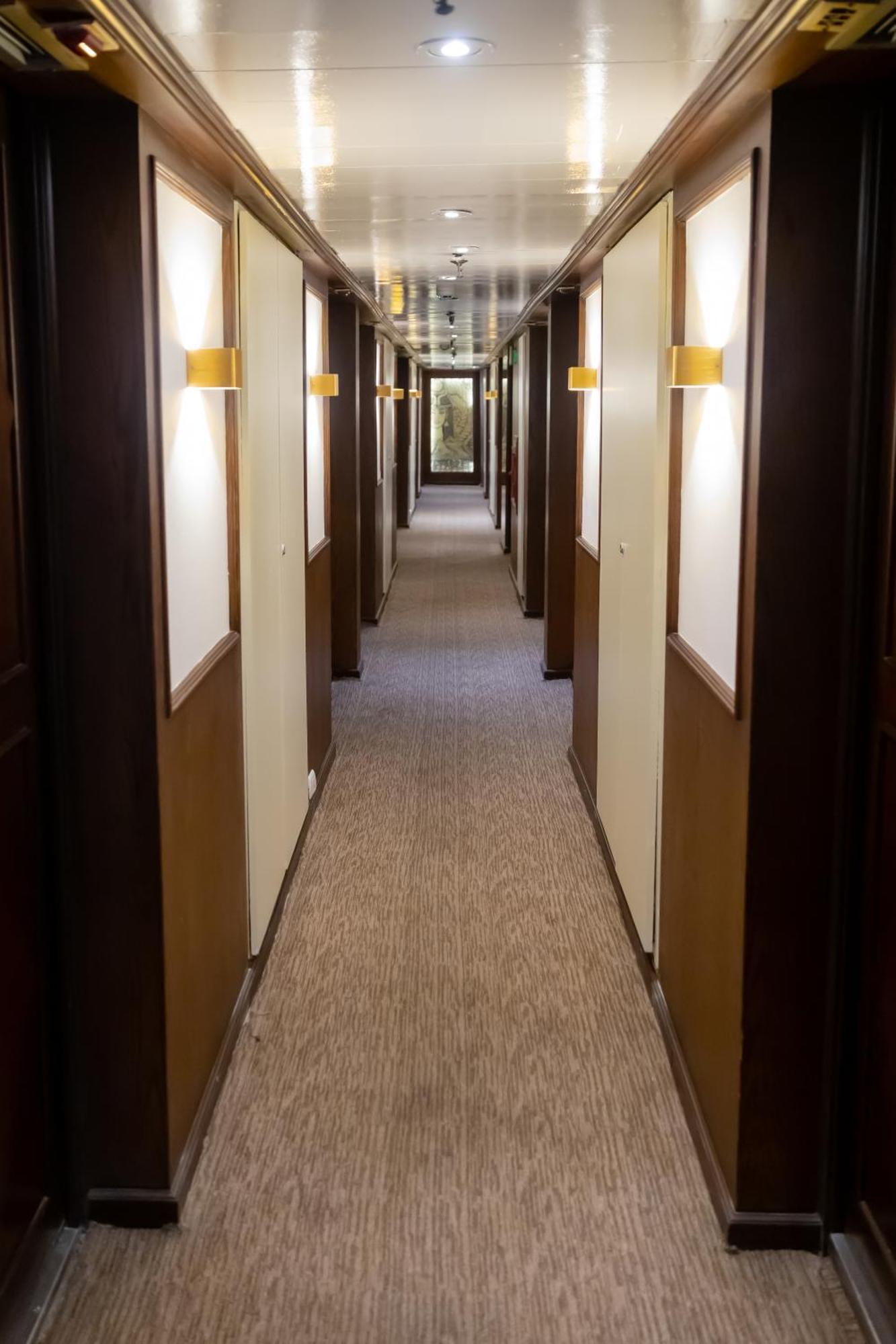 Champollion II 5 Stars Nile Cruise Hotel Luxor Exterior photo