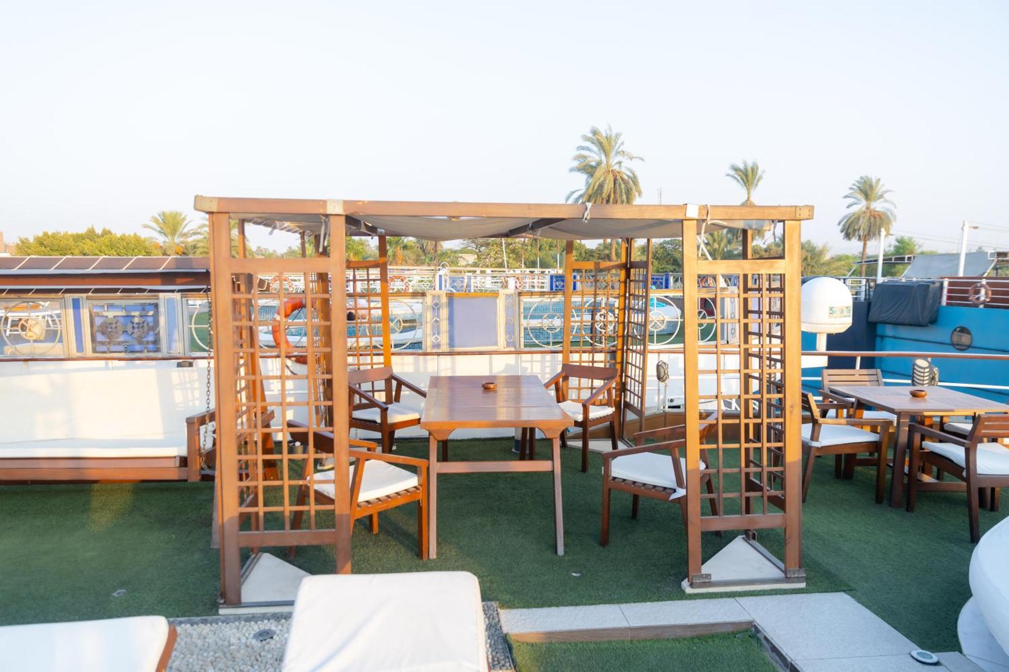 Champollion II 5 Stars Nile Cruise Hotel Luxor Exterior photo